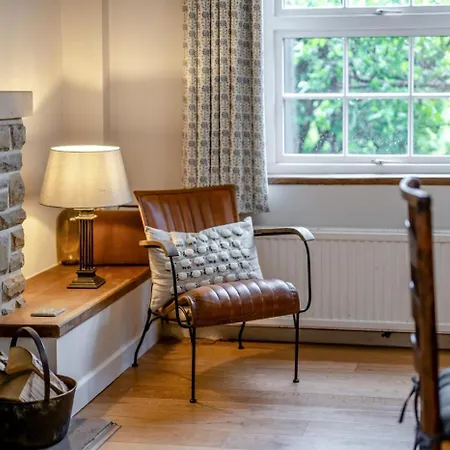 2 Bed In Beckhole Oc-c42708