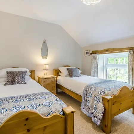 2 Bed In Beckhole Oc-c42708 Beck Hole