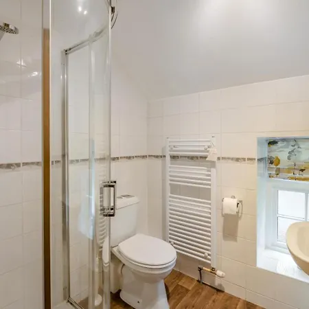 2 Bed In Beckhole Oc-c42708 * Beck Hole