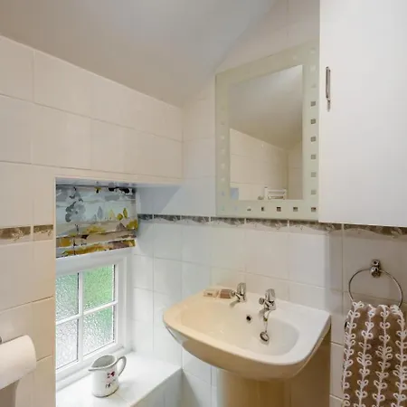 2 Bed In Beckhole Oc-c42708 Beck Hole